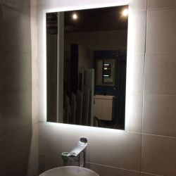 Огледало с вградено LED осветление Freestyle 